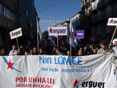 2017-11-16 Mani Estudantes Compostela 004.jpg